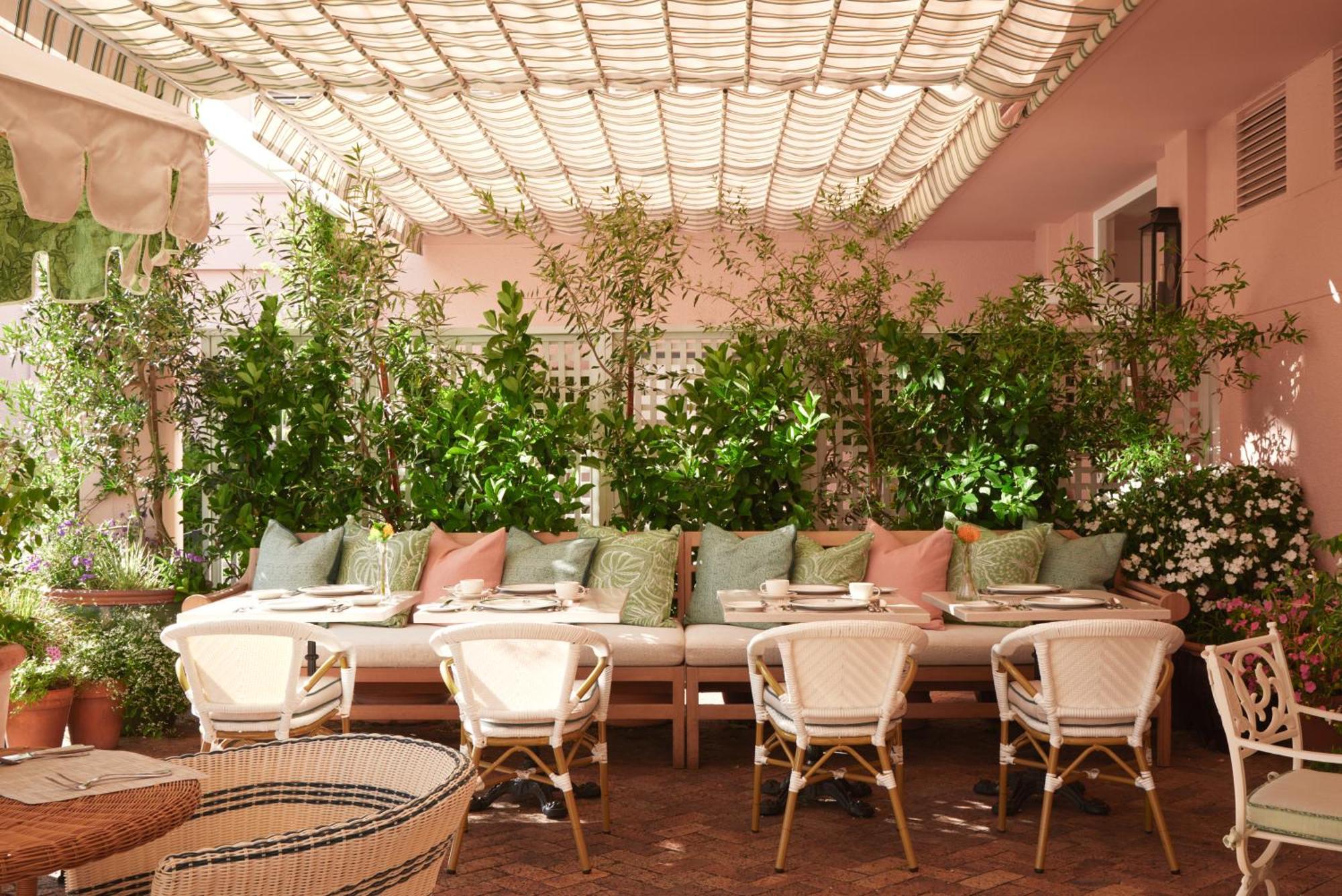 Mount Nelson, A Belmond Hotel, Cape Town Exterior photo